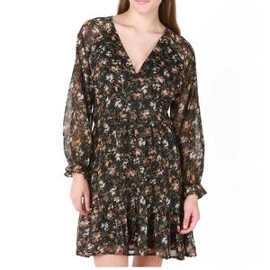 DEX V-neck tiered mini dress size medium